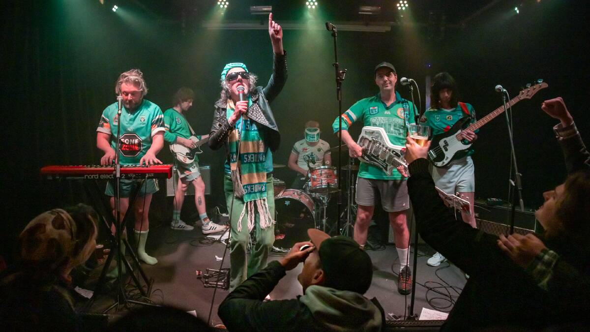 The band regularly halts its gigs to denounce the Melbourne Storm. Picture: Photoyunist 