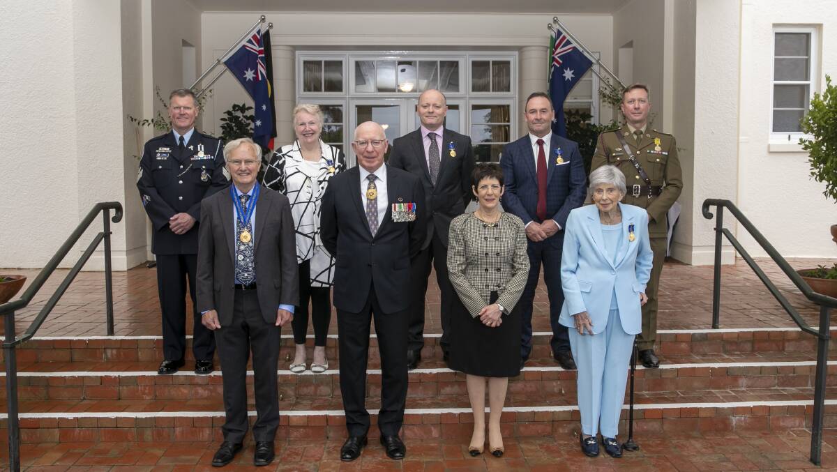 Governor-General David Hurley and wife Linda (front, centre) with, from left: Sergeant Gregory Corin, Emeritus Professor James Williams, Roxanne Missingham, Dr David O'Rourke, Ricky Stuart, Dawn Waterhouse and Major Benjamin McCaskill. Picture: Keegan Carroll