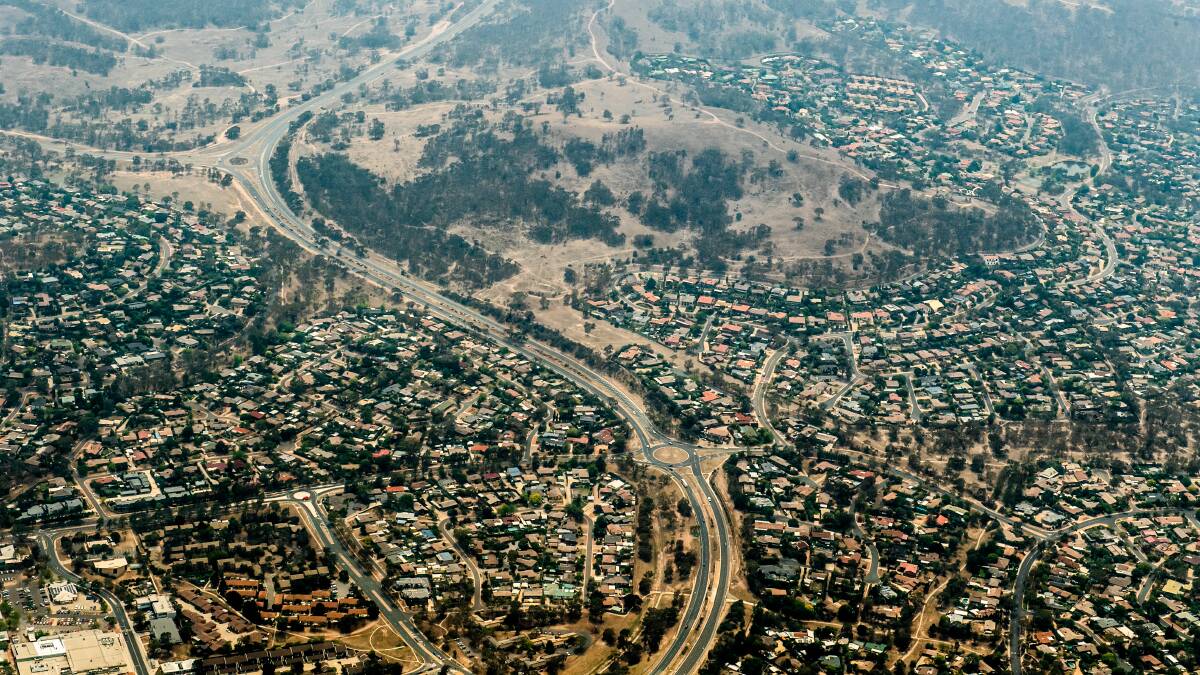 Tuggeranong suburbs from the air, pictured in January 2020. Picture by Karleen Minney