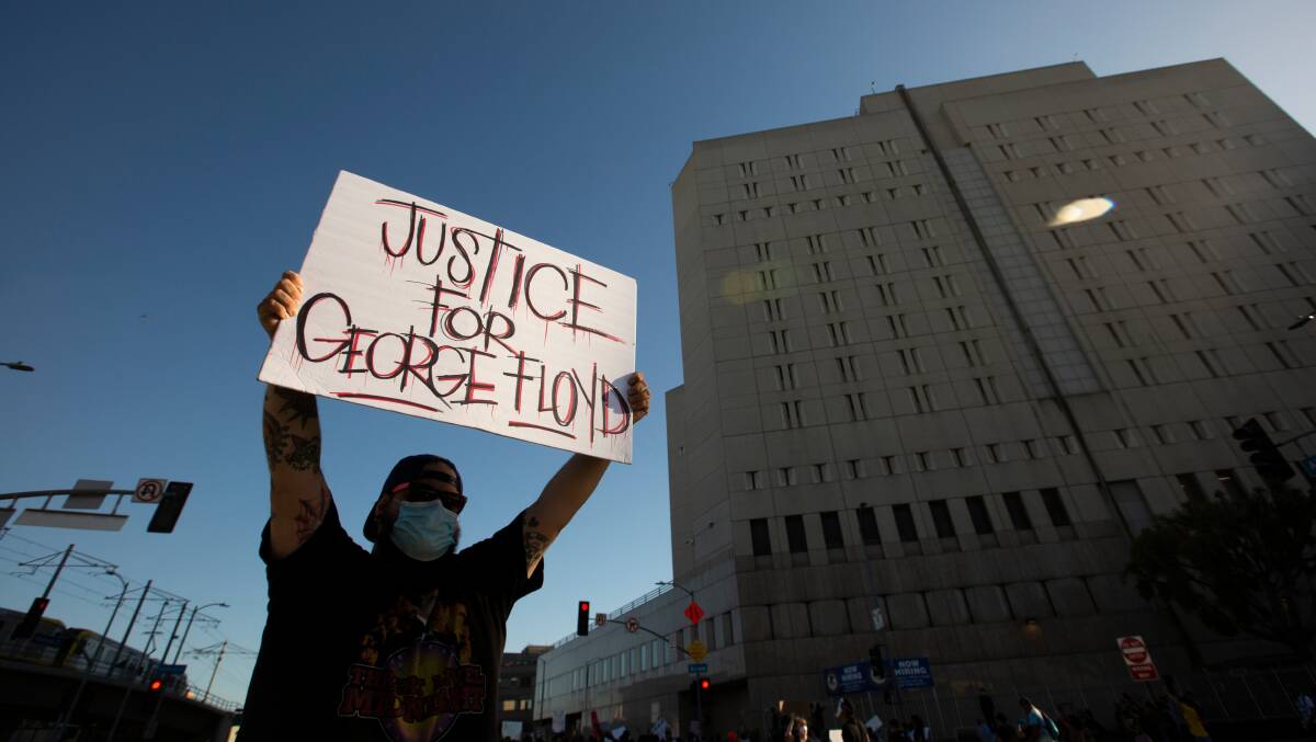 People in Los Angeles protest the brutal death of George Floyd. Picture: Shutterstock