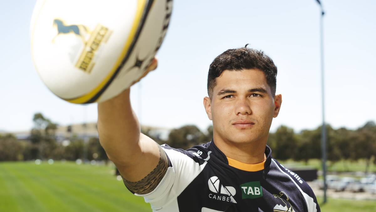 Brumbies flyhalf Noah Lolesio will steer the ship in the club's first game across the Tasman. Picture: Dion Georgopoulos