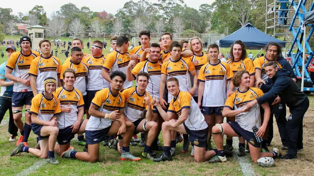 Dan Hawke (far right) coached Fred Kaihea (behind Hawke) and the triumphant ACT Schoolboys team in 2017.