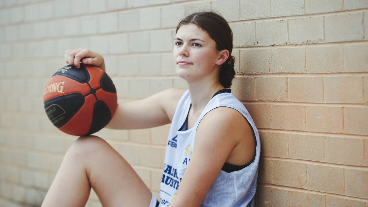 Young gun Jade Melbourne is in the Opals squad. Picture: Dion Georgopoulos