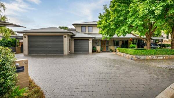The sale surpassed Nicholls and the Gungahlin region's record by $25,000.
