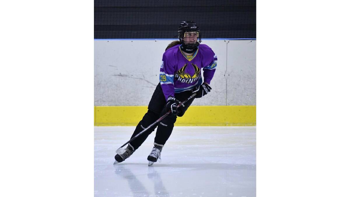 Lucy York has been selected in the under 18s Australian national ice hockey team. Picture: Joel Davis