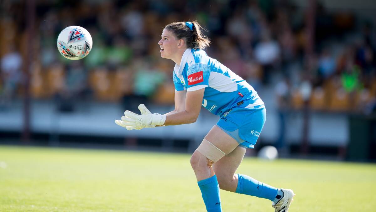Canberra United goalkeeper Keeley Richards has re-signed for the 2021-22 W-League season. Picture: Sitthixay Ditthavong