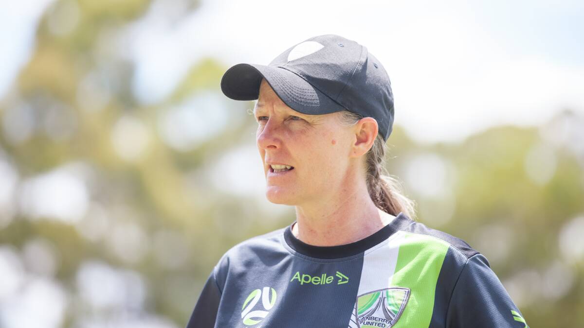 Canberra United head coach Vicki Linton is hoping the 2020-21 season's last-minute goals will turn into an earlier command of the game this campaign. Picture: Sitthixay Ditthavong