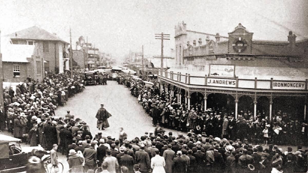 Mourners line the Cessnock streets for the funeral of coalminers who died in the Bellbird Mine Distaster in 1923. File picture