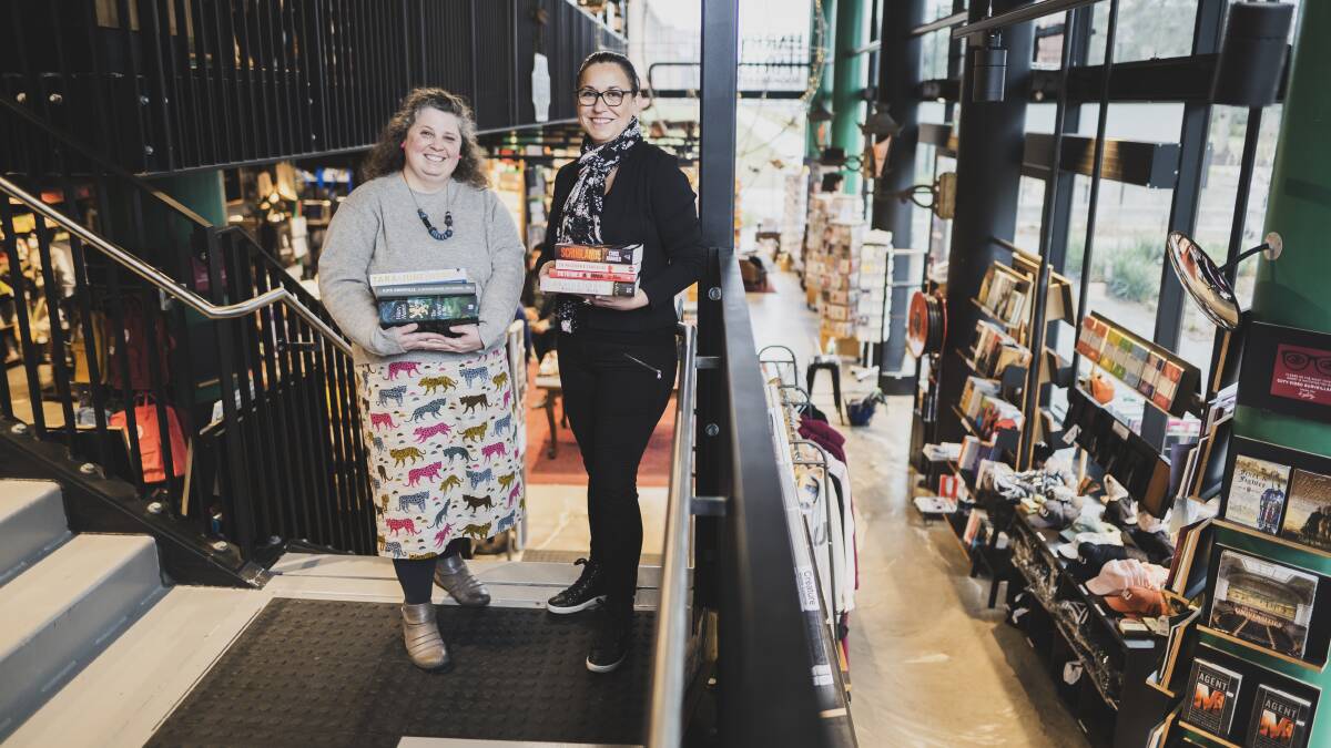  Katarina Pearson and Kathryn Henry at Harry Hartog Bookstore. Picture: Dion Georgopoulos