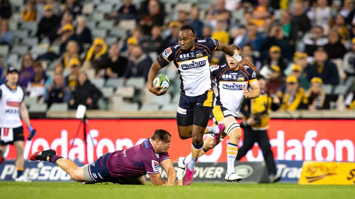 Tevita Kuridrani steps out of a tackle in Saturday's Super Rugby AU final. Picture: Sitthixay Ditthavong