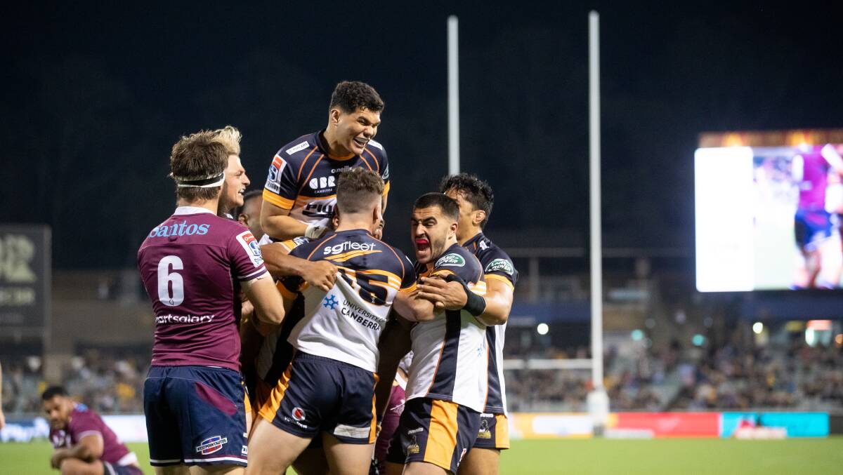 The Queensland Reds put up a gutsy show in the nation's capital. Picture: Sitthixay Ditthavong.