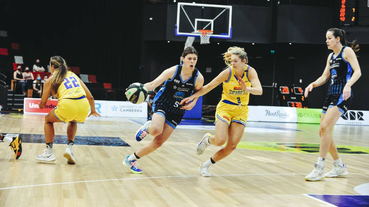 Capitals guard Jade Melbourne was set to play in her home town of Traralgon on Saturday, before their WNBL clash against Melbourne was called off due to COVID. Picture: Dion Georgopoulos