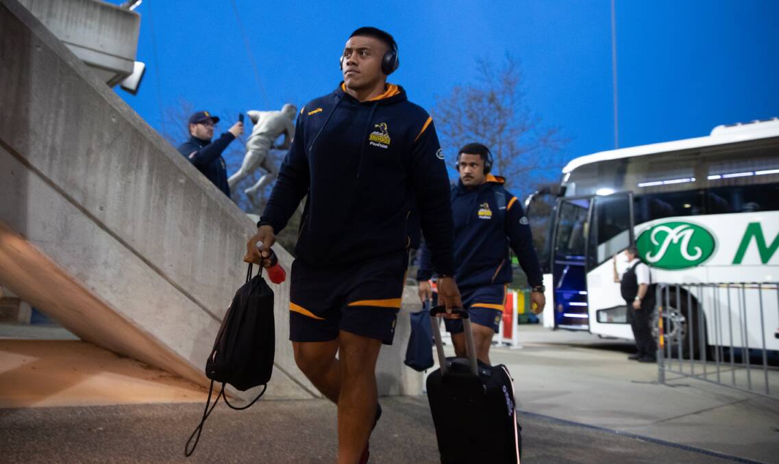 Brumbies players arrive at Canberra Stadium. Picture: Sitthixay Ditthavong. 