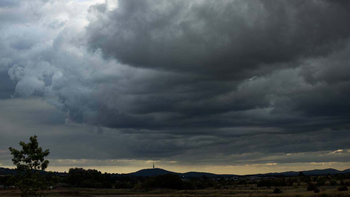 A thunderstorm is possible for Canberra on Saturday. Picture: Sitthixay Ditthavong