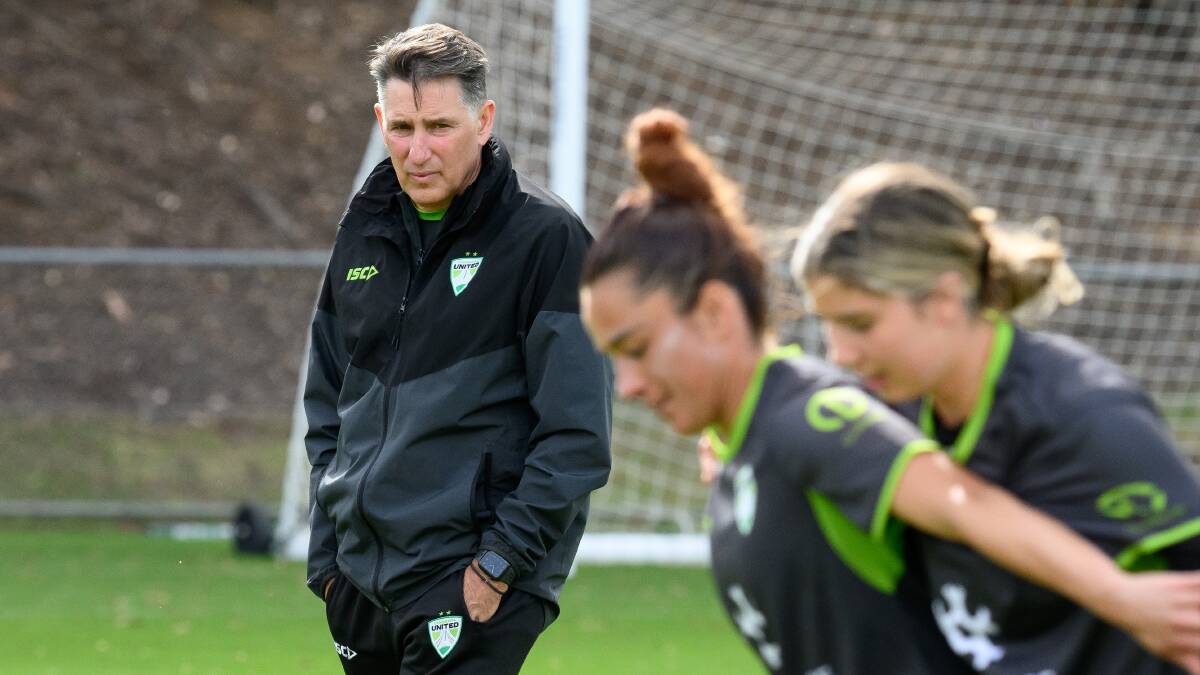 Canberra United coach Njegosh Popovich is frustrated with his team's predicament. Picture by Sitthixay Ditthavong