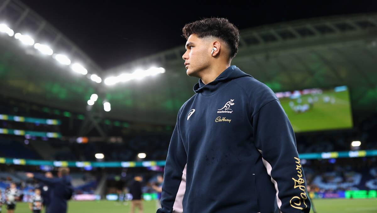 Wallabies flyhalf Noah Lolesio takes in the new Sydney Football Stadium on Saturday night. Picture by Getty Images. 