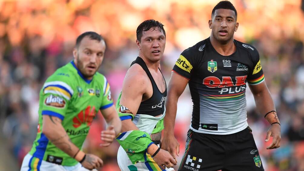 Jordan Rapana was left without a jersey after an encounter with Viliame Kikau in 2018.
