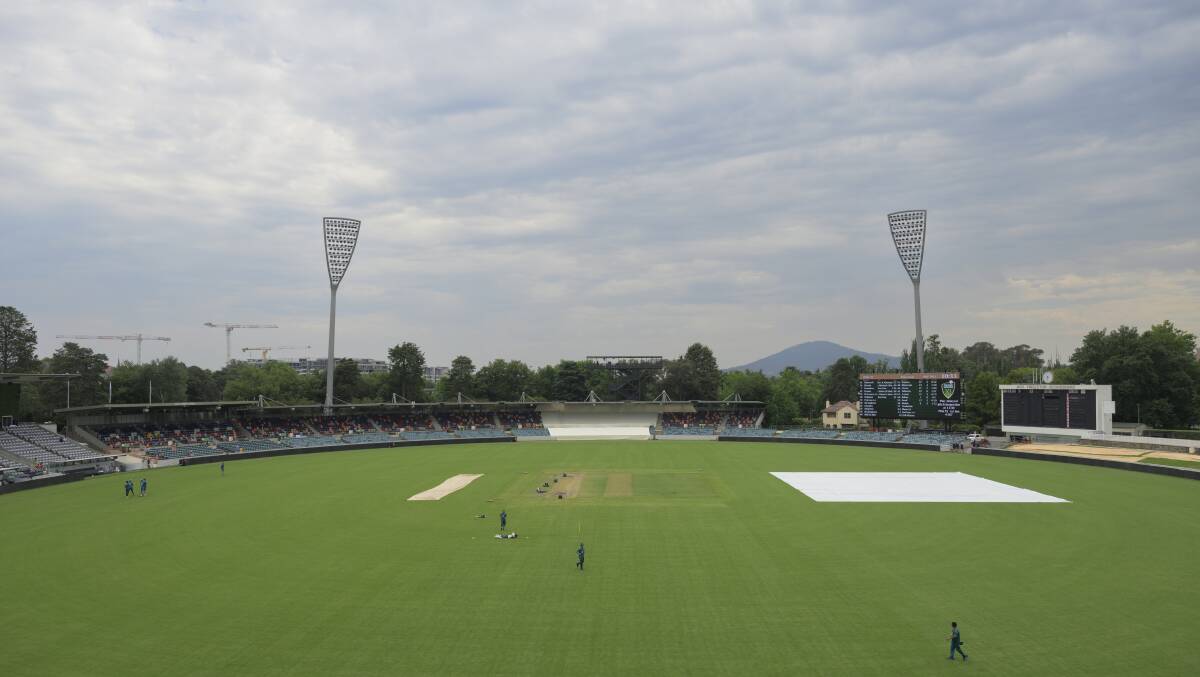 Cloudy skies reduced the chances of play at Manuka Oval on Saturday. Picture by Keegan Carroll