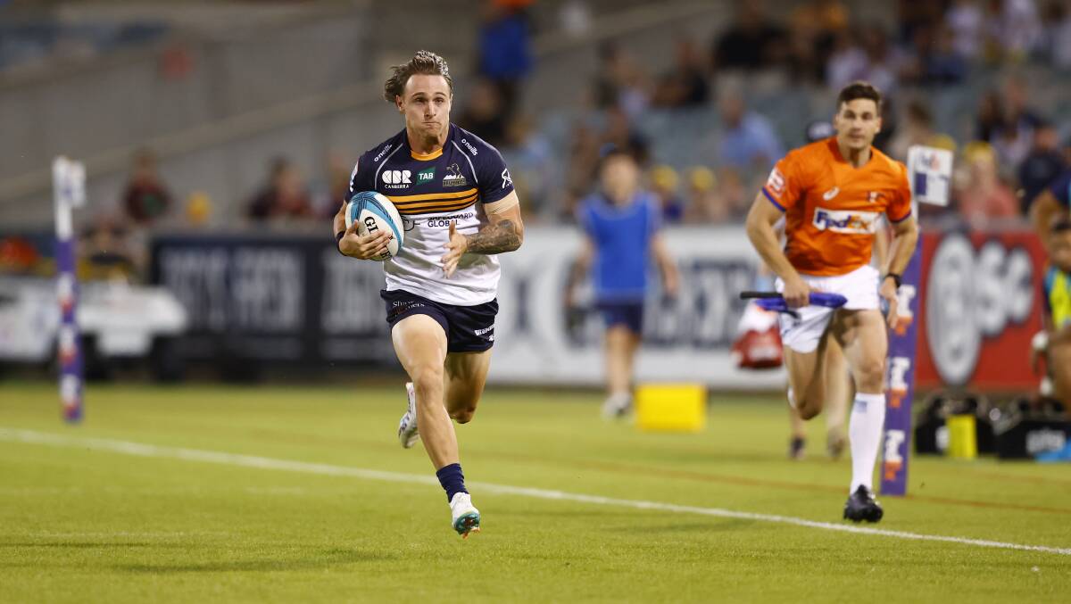 ACT Brumbies flyer Corey Toole puts on the afterburners on the way to the tryline. Picture by Keegan Carroll