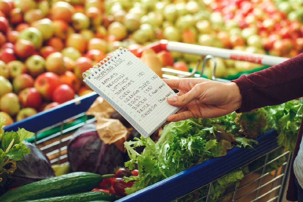 6 tips to save money on your grocery shopping