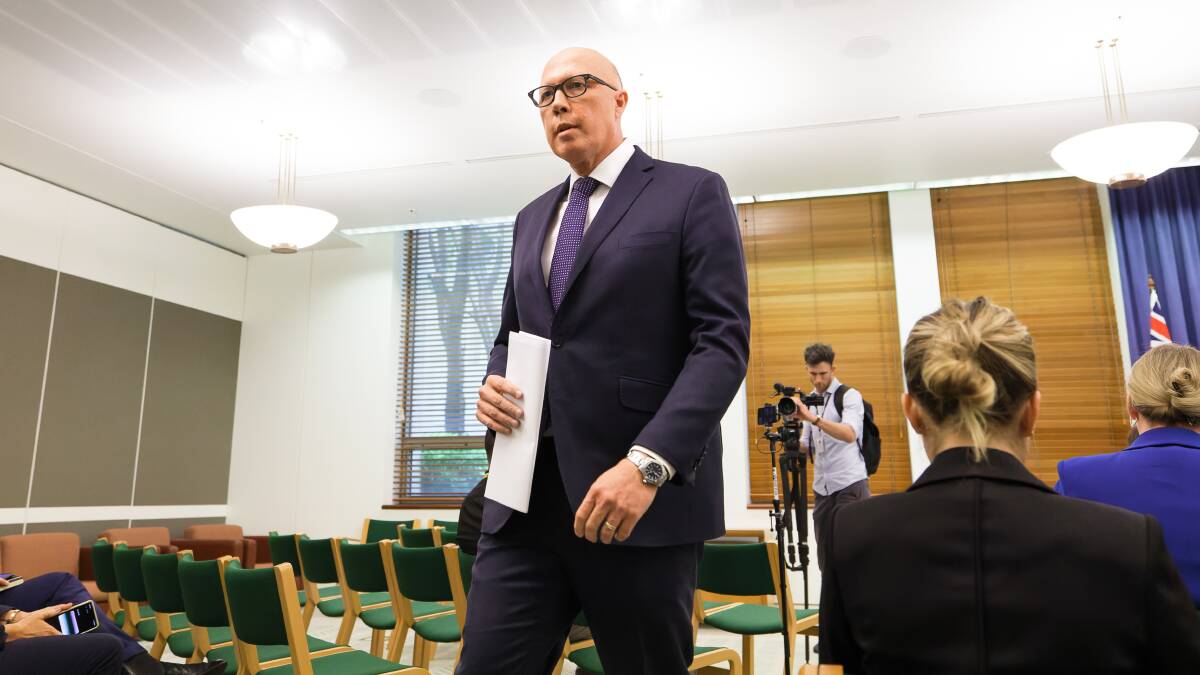 Peter Dutton's reaction to the departure of Julian Leeser was totally underwhelming. Picture by Sitthixay Ditthavong