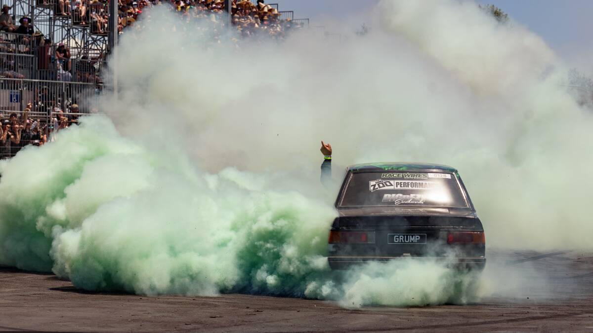 Get close to the burnouts action or watch it atop Mount Majura. Picture by Sitthixay Ditthavong 