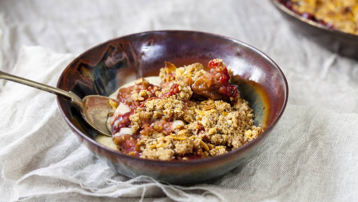 There is no dessert more comforting than rhubarb and apple crumble. Picture: Shutterstock 