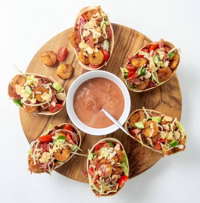 Prawn and prosciutto taco boat. Picture by The Healthy Mummy