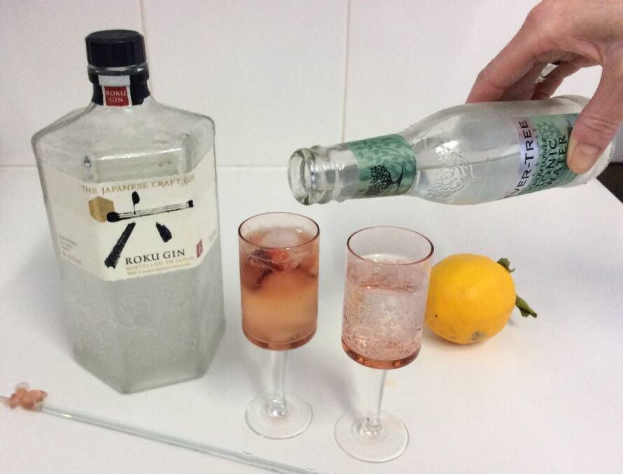 Suz Geelan makes her special gin and tonic. Picture: Susan Parsons