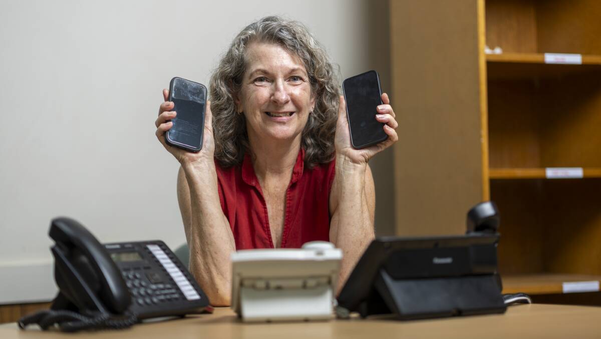 Bronwyn Kosman, access co-ordinator, Aged Care Volunteer Visitors Support Scheme, was a tutor for older people learning to use digital technology. Picture by Gary Ramage 