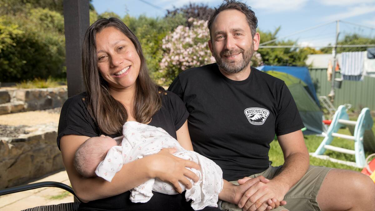Proud parents Sina Hutton and Phil Mason with newborn Neve Mason on New Year's Day. Picture: Sitthixay Ditthavong
