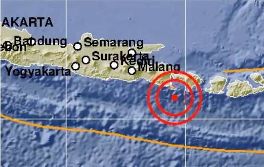 A magnitude 6.1 earthquake has rocked the Indonesian holiday island of Bali. 