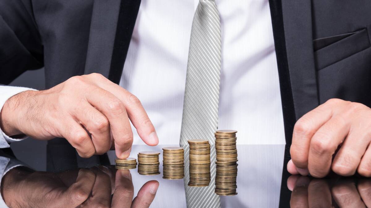 The Coalition government will replace the 2 per cent wage rise cap with a floating limit tied to private sector pay increases. Picture: Shutterstock