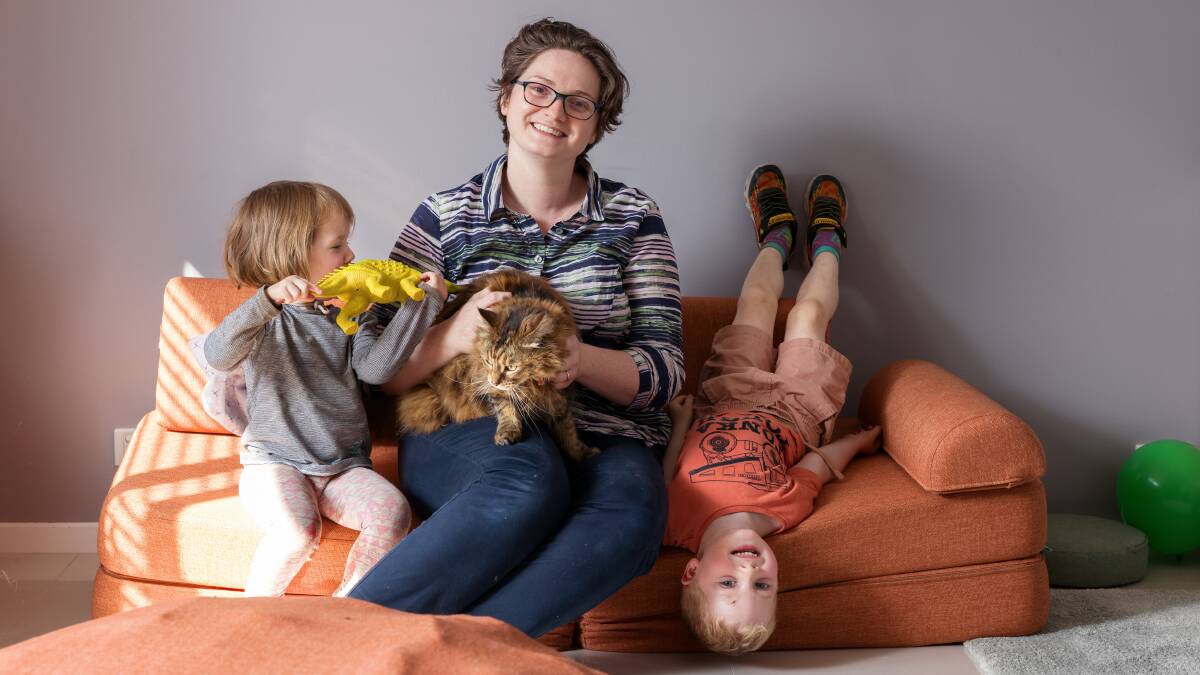 Caitlin Aspden, pictured with her children Eleanor, 3, and Angus, 4, welcomes the minimum energy efficiency standard upgrade. Picture by Sitthixay Ditthavong