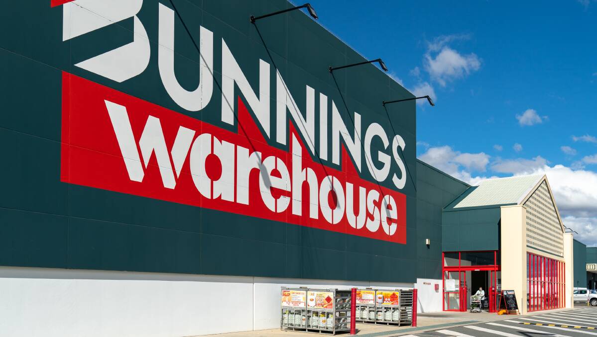 Hardware stores like Bunnings will have to go to click and collect or delivery only options from Saturday. Picture: Richard Thompson