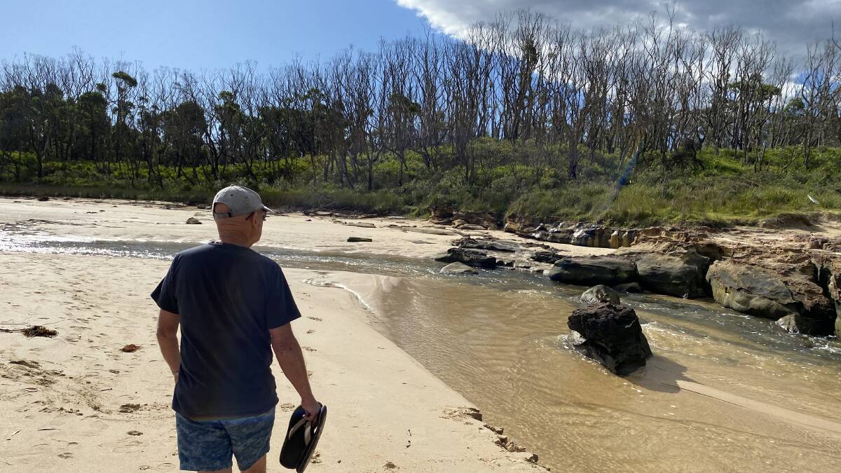 Allen Mawer on his regular walk to the Walter Hood memorial. Picture by Tim the Yowie Man