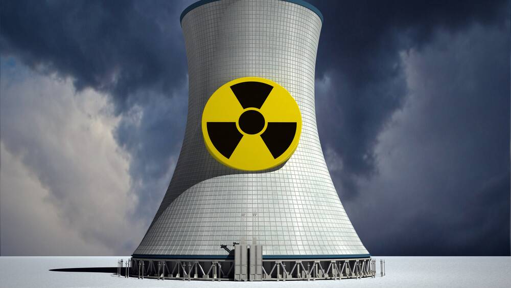 How do you permanently shut down a nuclear reactor?