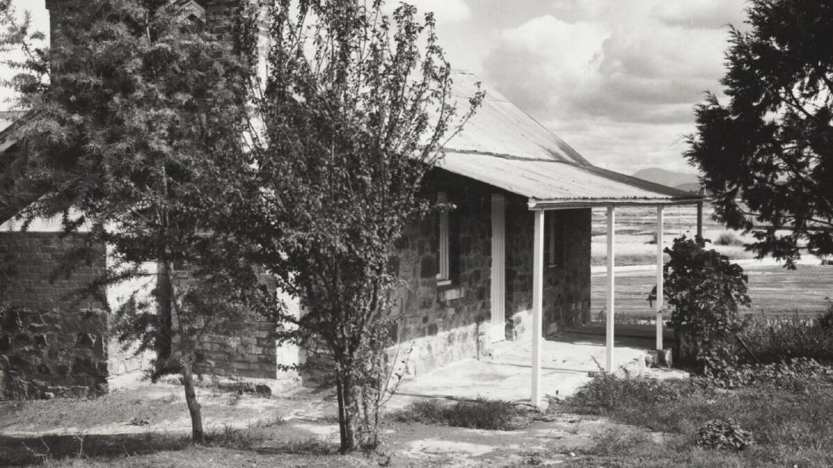  Blundells Cottage in 1963, a year before it became a museum. Picture: Mike Brown, NLA