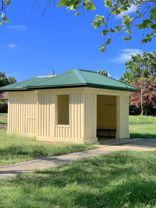 The Cowper Street bus stop with a 'secret room' at the back. Picture: Tim the Yowie Man