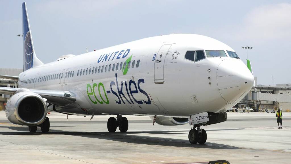 On World Environment Day this year, 'the most eco-friendly commercial flight of its kind' flew from Chicago to Los Angeles using aviation biofuel, carbon offsetting and zero carbon cabin waste.