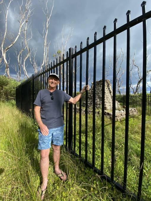 Allen Mawer at the memorial/graveyard to victims of the Walter Hood wreck. Picture Tim the Yowie Man