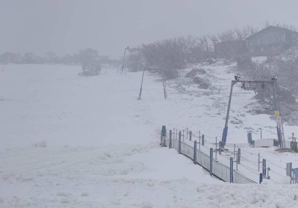 Front valley at Perisher has a small ski conveyor in operation while waiting on further snowfalls. Picture from social media 