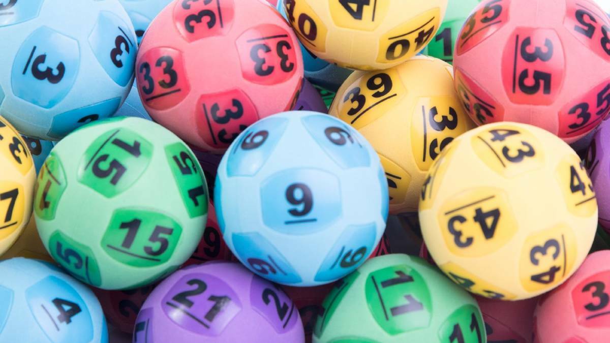 Instant millionaire in Tuggeranong yet to claim big Lotto prize
