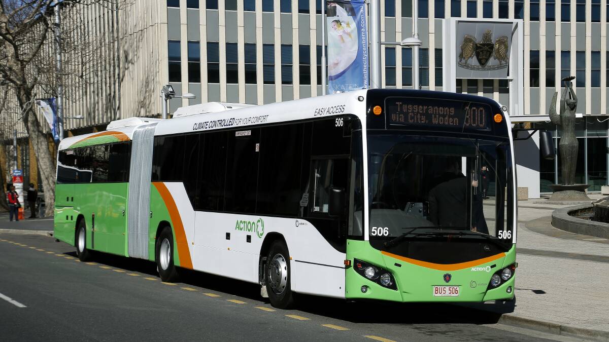 250 bus driver job applications had been received since mid-July.