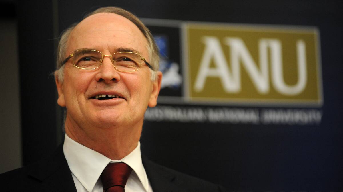 Professor Ross Garnaut in 2008: By 2020, bush fires will happen noticeably earlier and be more intense. Picture: Richard Briggs