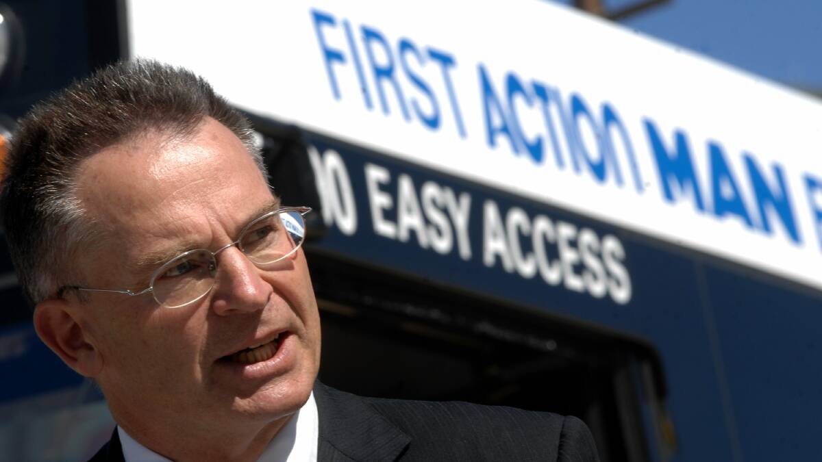 Jon Stanhope announces accessible buses in 2009. Photo: Graham Tidy.