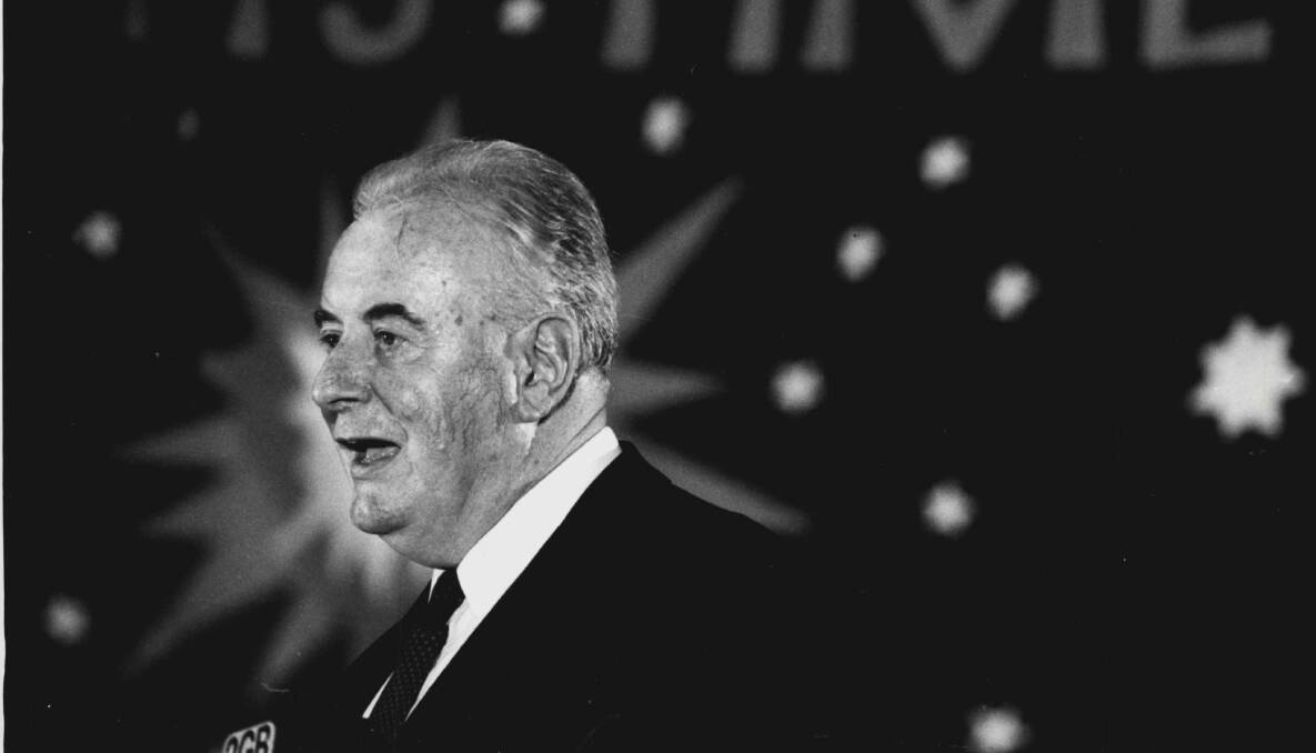 Its time - Gough Whitlam speaking at a constitutional conference at 10th anniversary at The Dismissal, Poster behind said "Its time for a new constitution". Picture: Bruce Milton Miller/Fairfax Media