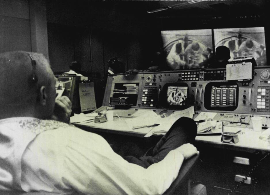 Gemini 9 Flight Director Gene Kranz in the control room. Picture: NASA