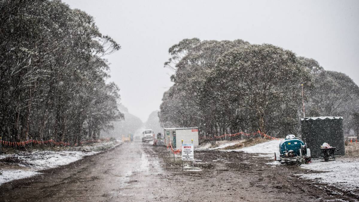 Snow falls on the site of the Snowy Hydro 2.0 in 2018. Picture: Karleen Minney