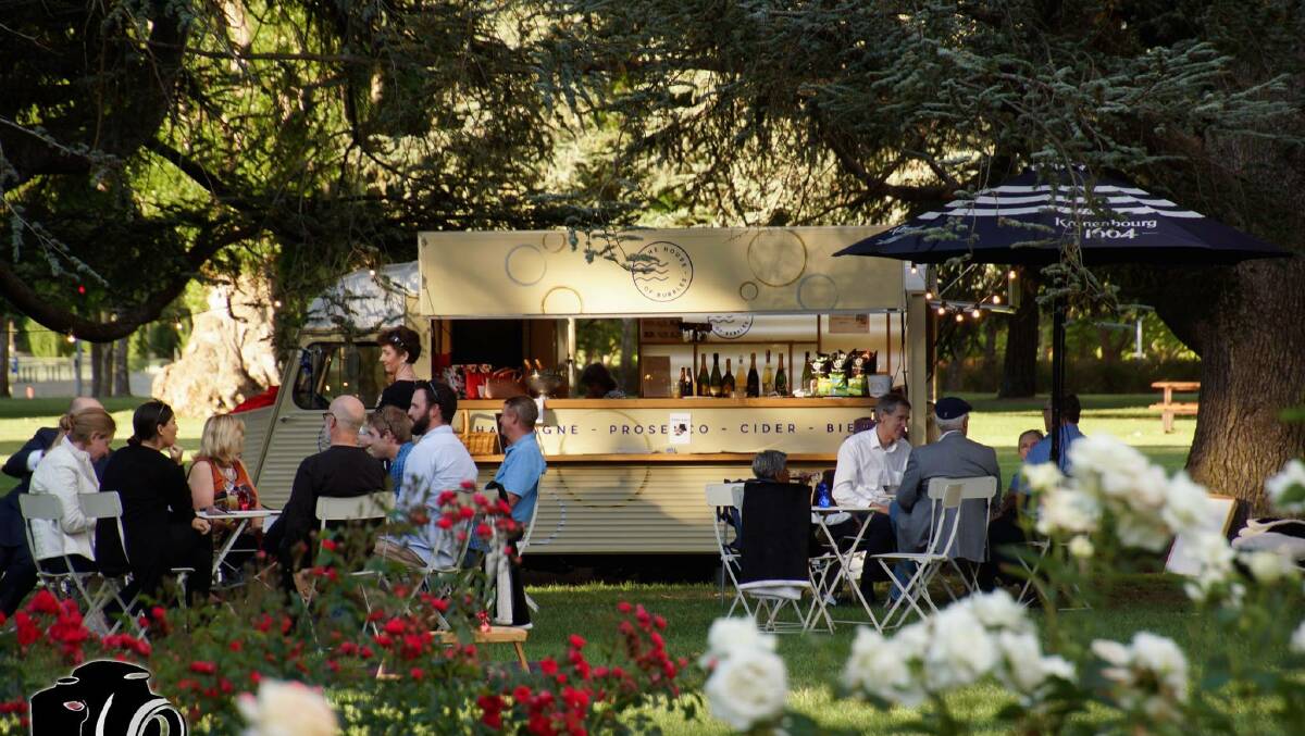Pop-up bar House of Bubbles is coming to the National Rose Garden.